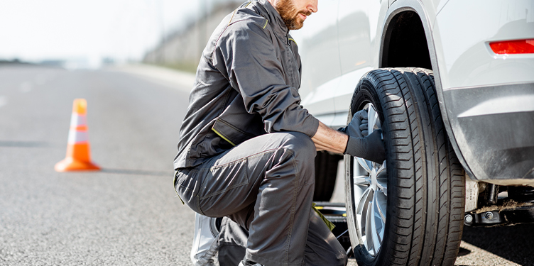 Tow Truck Calgary - Tire-Changes